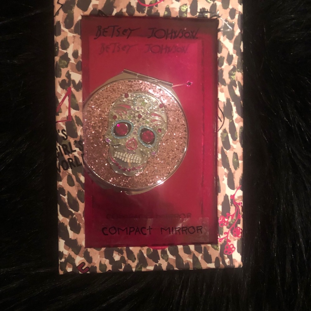 Betsey Johnson compact mirror